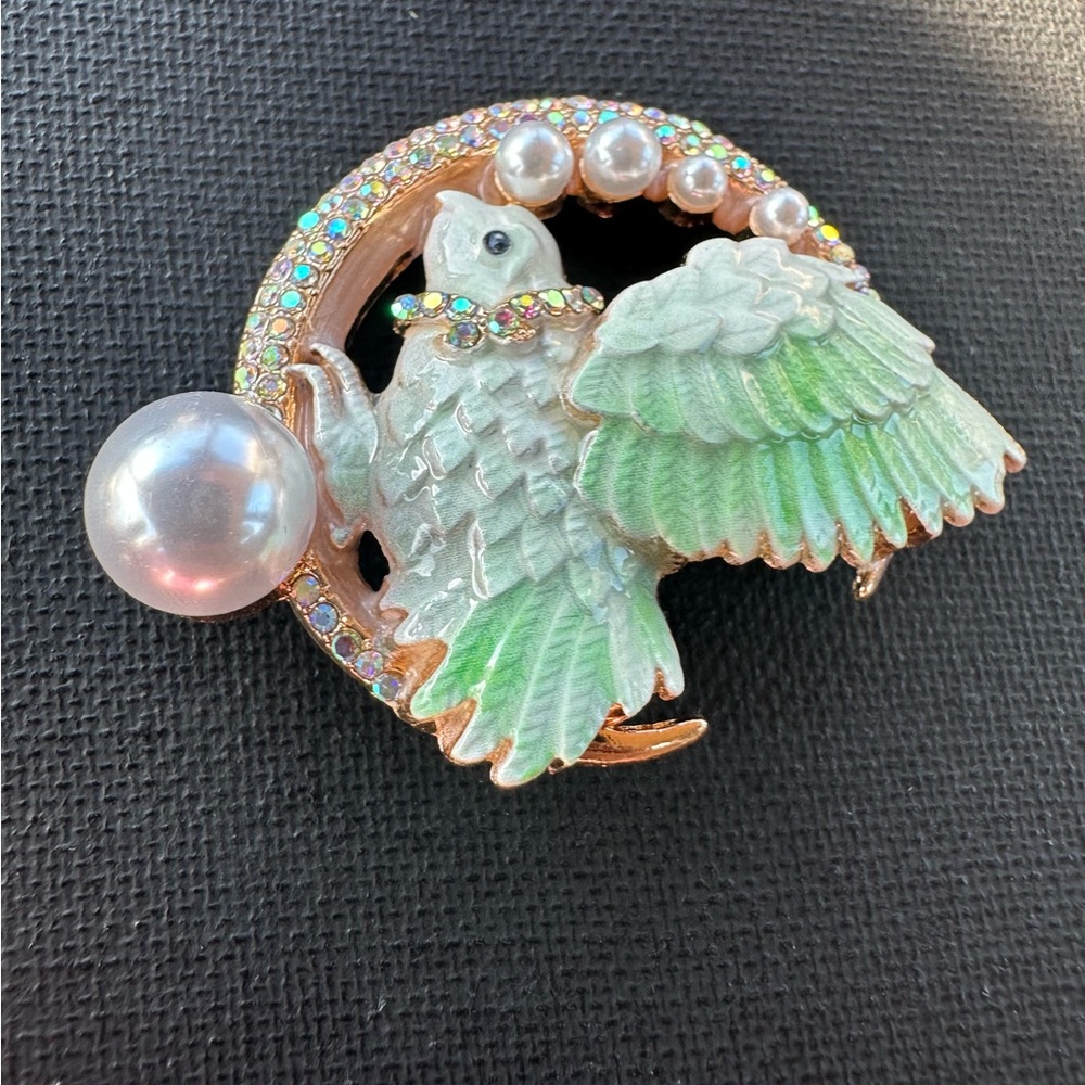 White and green enamel bird  with pearls brooch